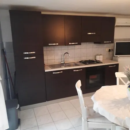Old Town Rab Ivana Apartment