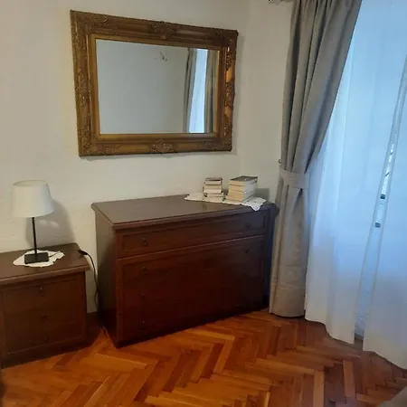 Old Town Rab Ivana Apartment