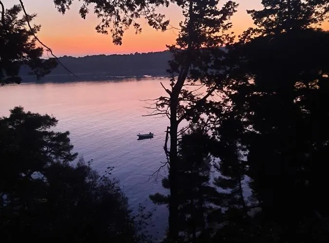 Old Town Rab Ivana راب